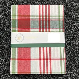 Farmhouse Rachel Ashwell Christmas Red Green Tablecloth Plaid 60” Round
